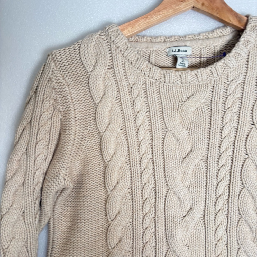 L.L. Bean Cream Cable Knit Crew Neck Sweater - Picture 2 of 11